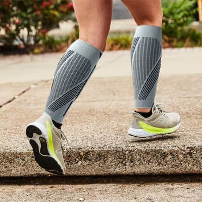 Manchons de compression mollet réduit douleur